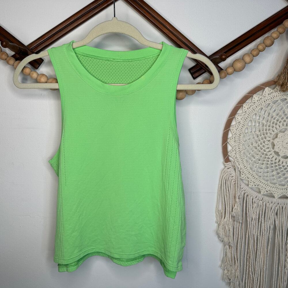 Lululemon Train to Be Scream Green Light Mesh Crop Tank